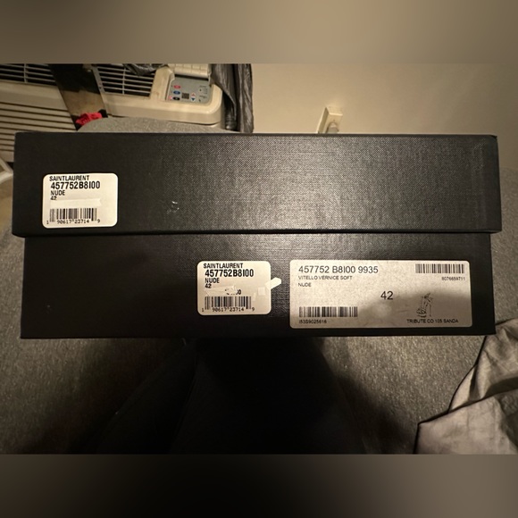 SAINT LAURENT TRIBUTE PLATFORM SANDALS IN PATENT LEATHER - Picture 9 of 11